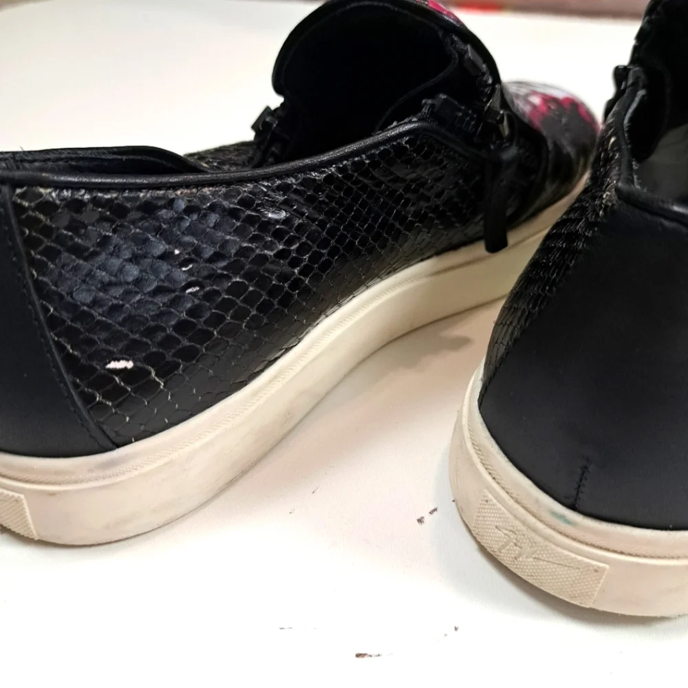 Giuseppe Zanotti Design London Moc Donna Embossed Snake Skin Womens .size 38 1/2